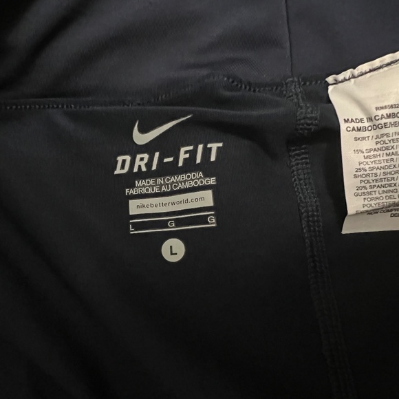 NIKE Dri-Fit skirt - Picture 3 of 4